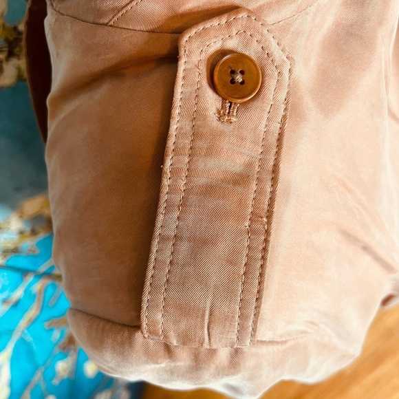 Sz L Banana Republic pink trench coat. - Picture 2 of 9